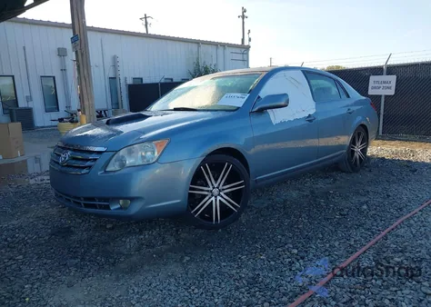 2007 Toyota Avalon Limited z USA, uszkodzony, nr VIN 4T1BK36B57U175372